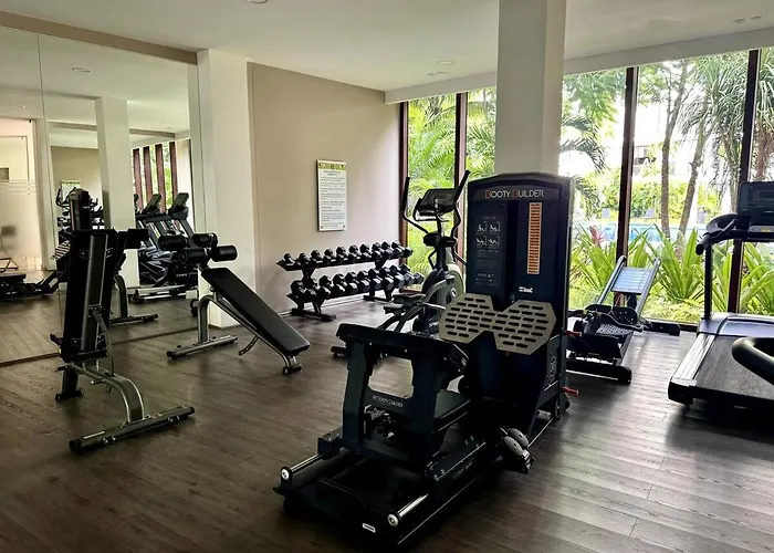 Apartment Luxury Oasis Pools, Rooftop & Paddle, Tennis